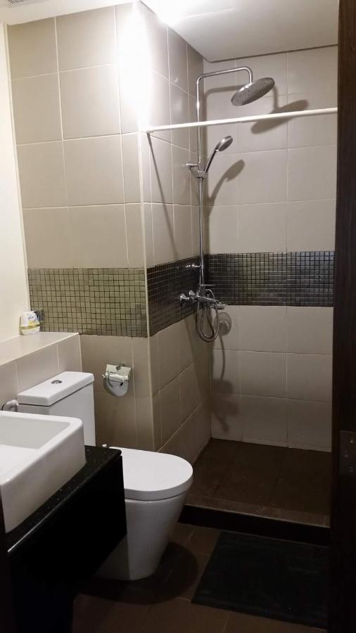 Azalea Place Robinsons Residences سيبو الغرفة الصورة